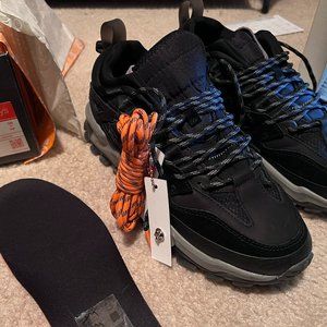 Notwoways Moonless NTW0002 AW20 Size UK 9 US 10 Color Black